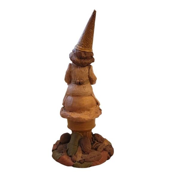 Tom Clark Gnome Peaches 1988  Grandma Sitting On Ice Cream Cone with Nuts on Top - Picture 5 of 8